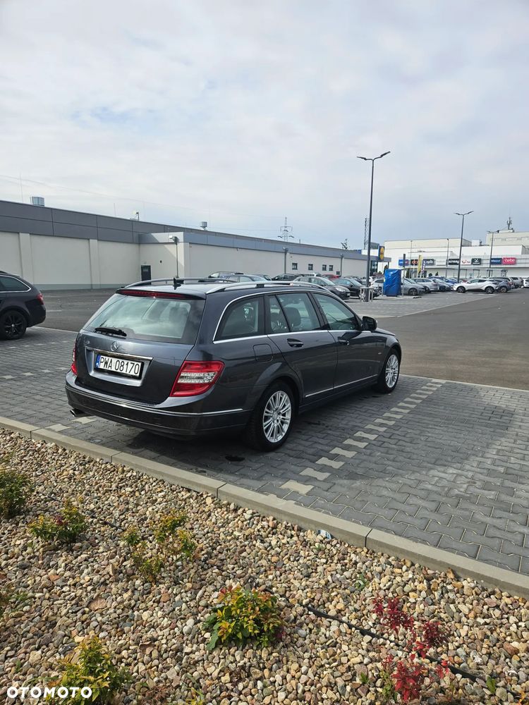 Mercedes-Benz Klasa C 220 T CDI DPF Automatik Avantgarde - 4