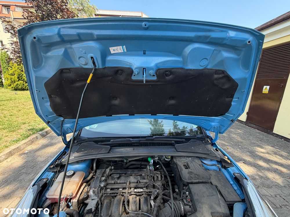 Ford Focus 1.6 SYNC Edition - 26