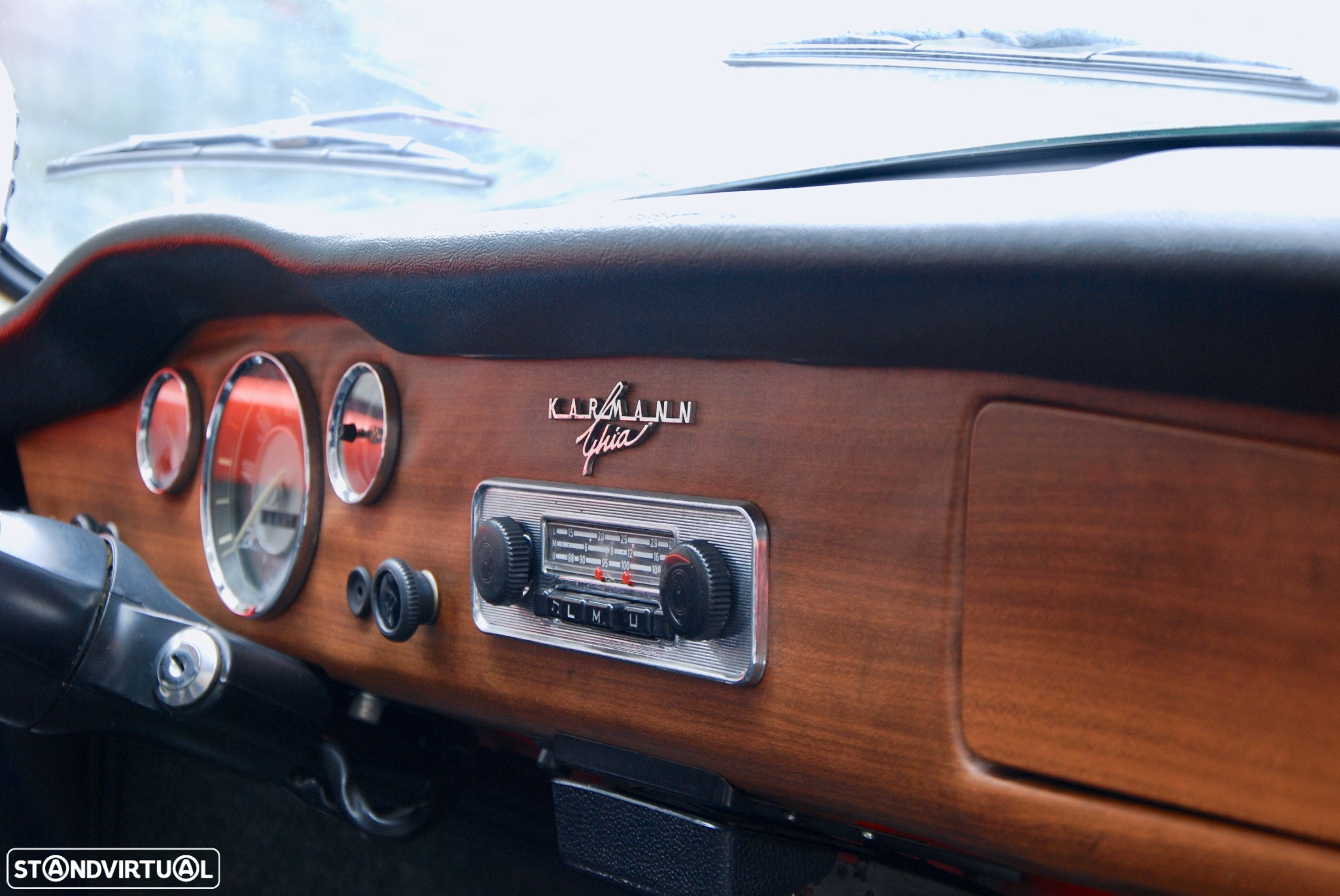 VW Karmann Ghia - 24