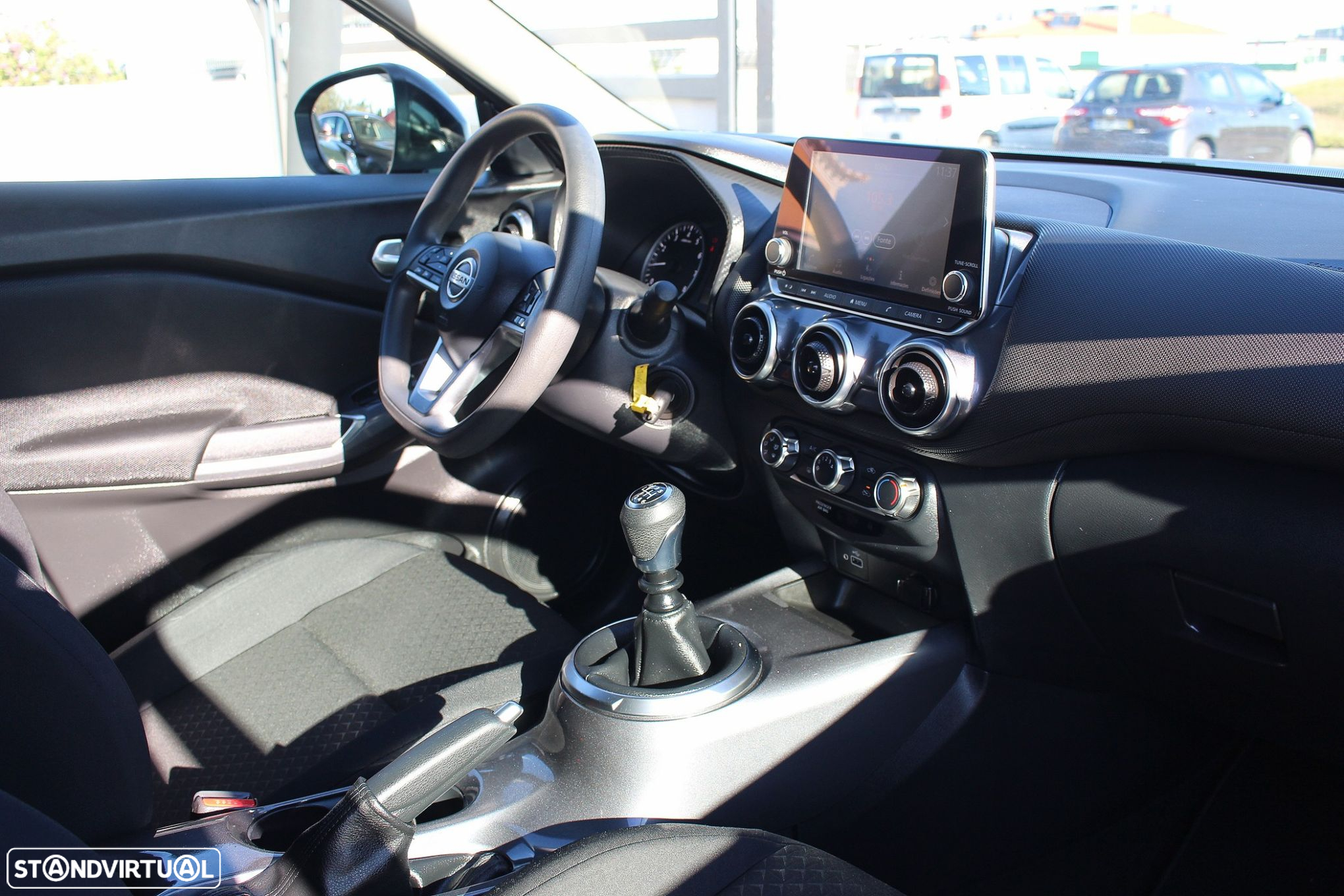 Nissan Juke 1.0 DIG-T Acenta - 38
