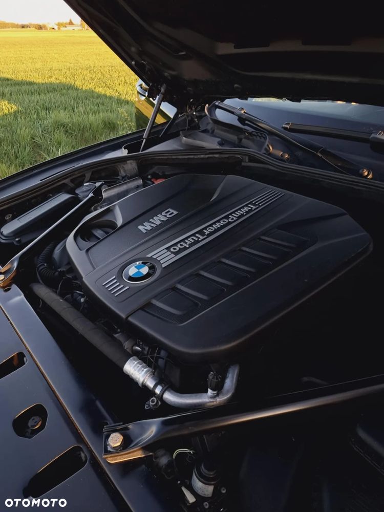 BMW Seria 5 535d xDrive - 15