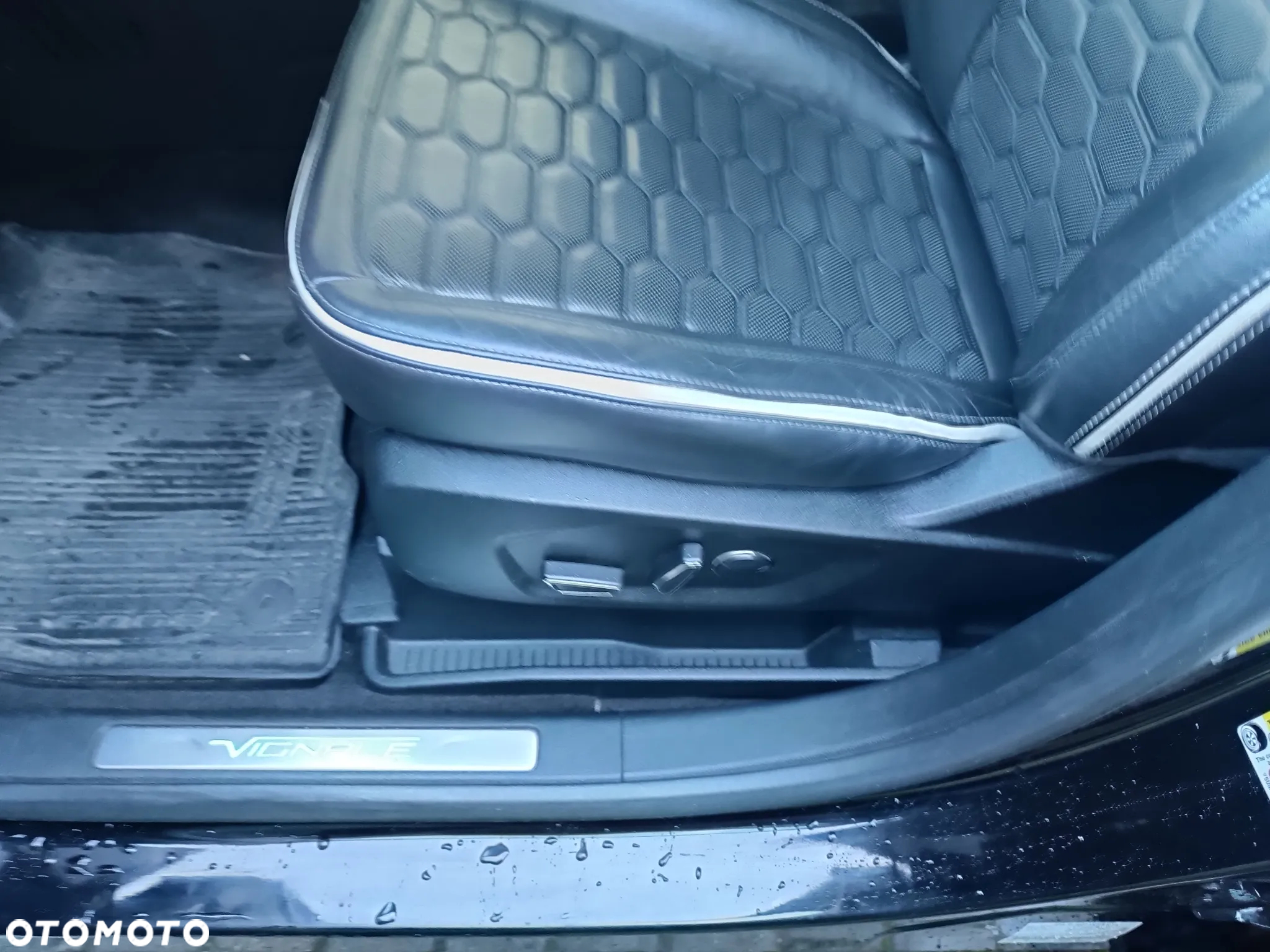 Ford Edge 2.0 TDCi Bi-Turbo 4x4 Vignale - 13