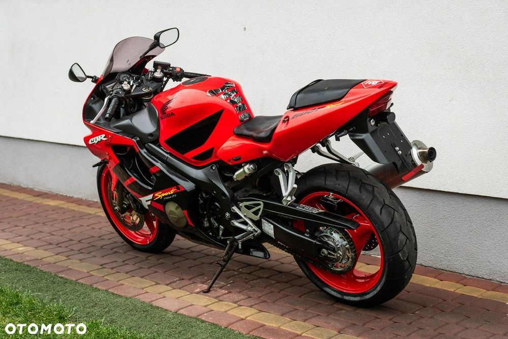 Honda CBR - 4