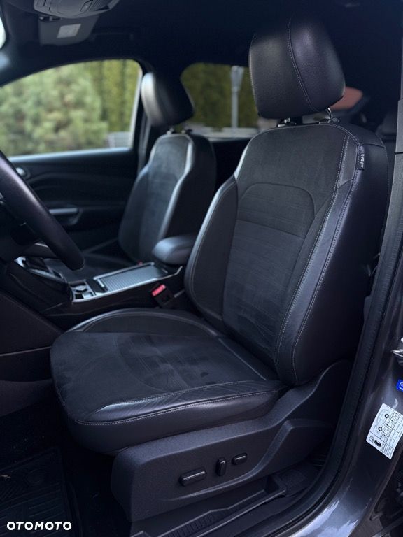 Ford Kuga 2.0 TDCi 4x4 ST-Line - 7