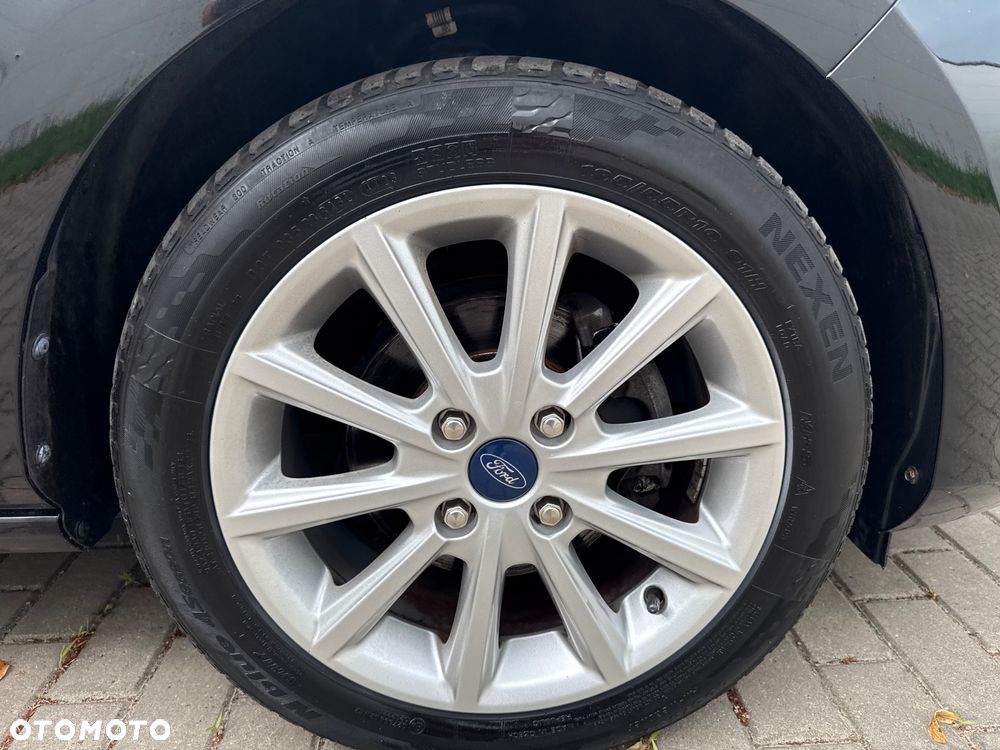 Ford Fiesta - 24