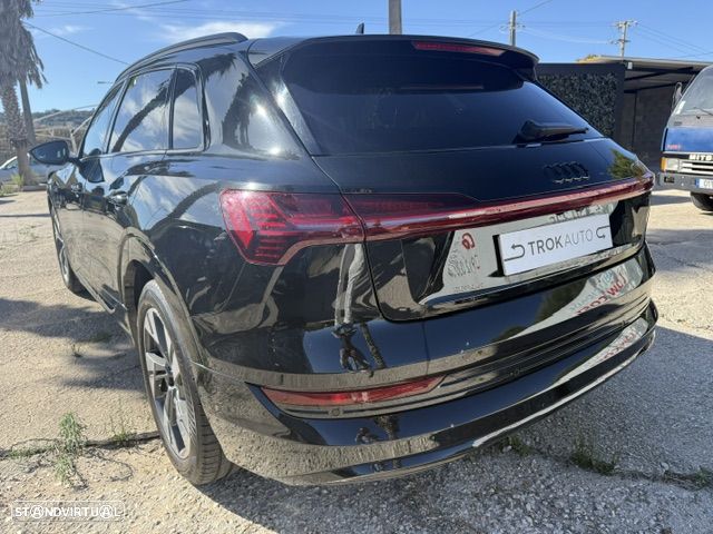 Audi e-tron 55 quattro - 10