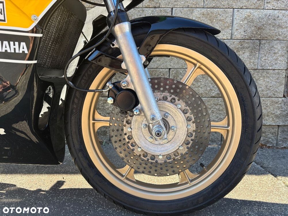 Yamaha TZ - 4
