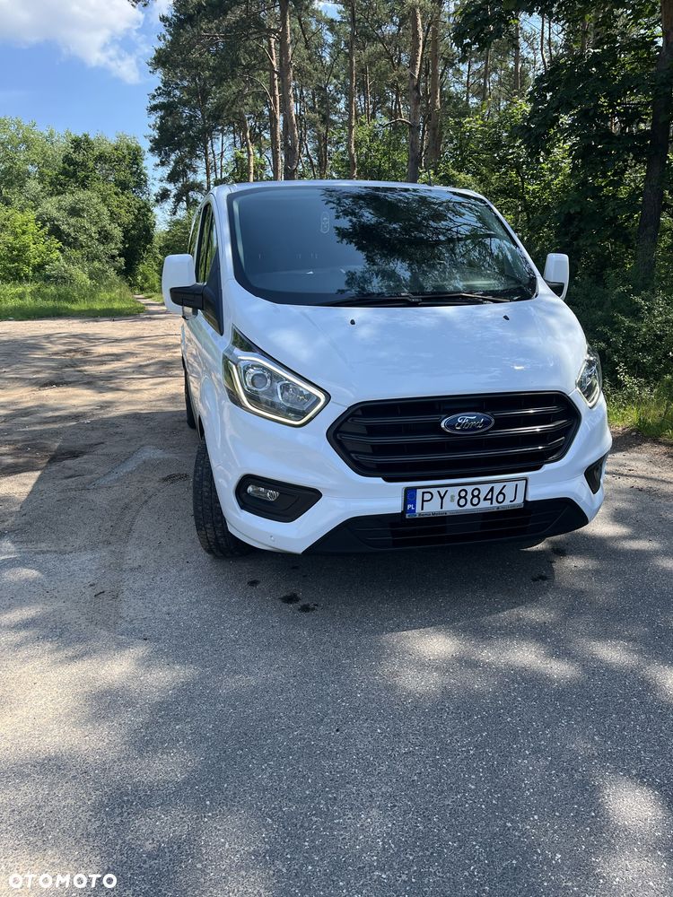 Ford Tourneo Custom - 2