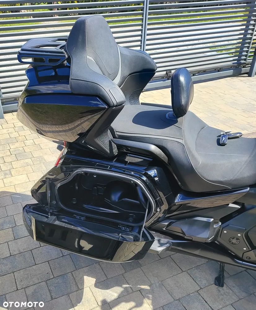 Honda GL - 16