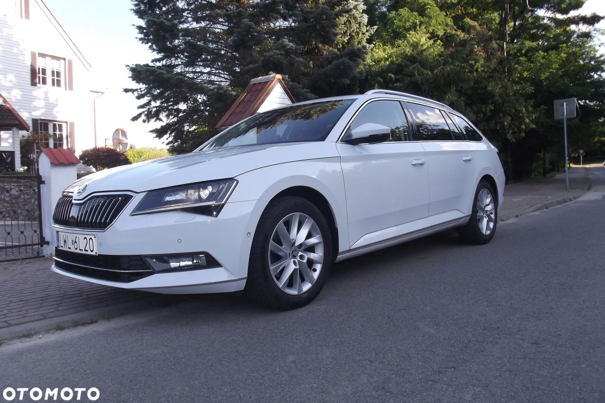 Skoda Superb 2.0 TDI Style DSG7 - 1
