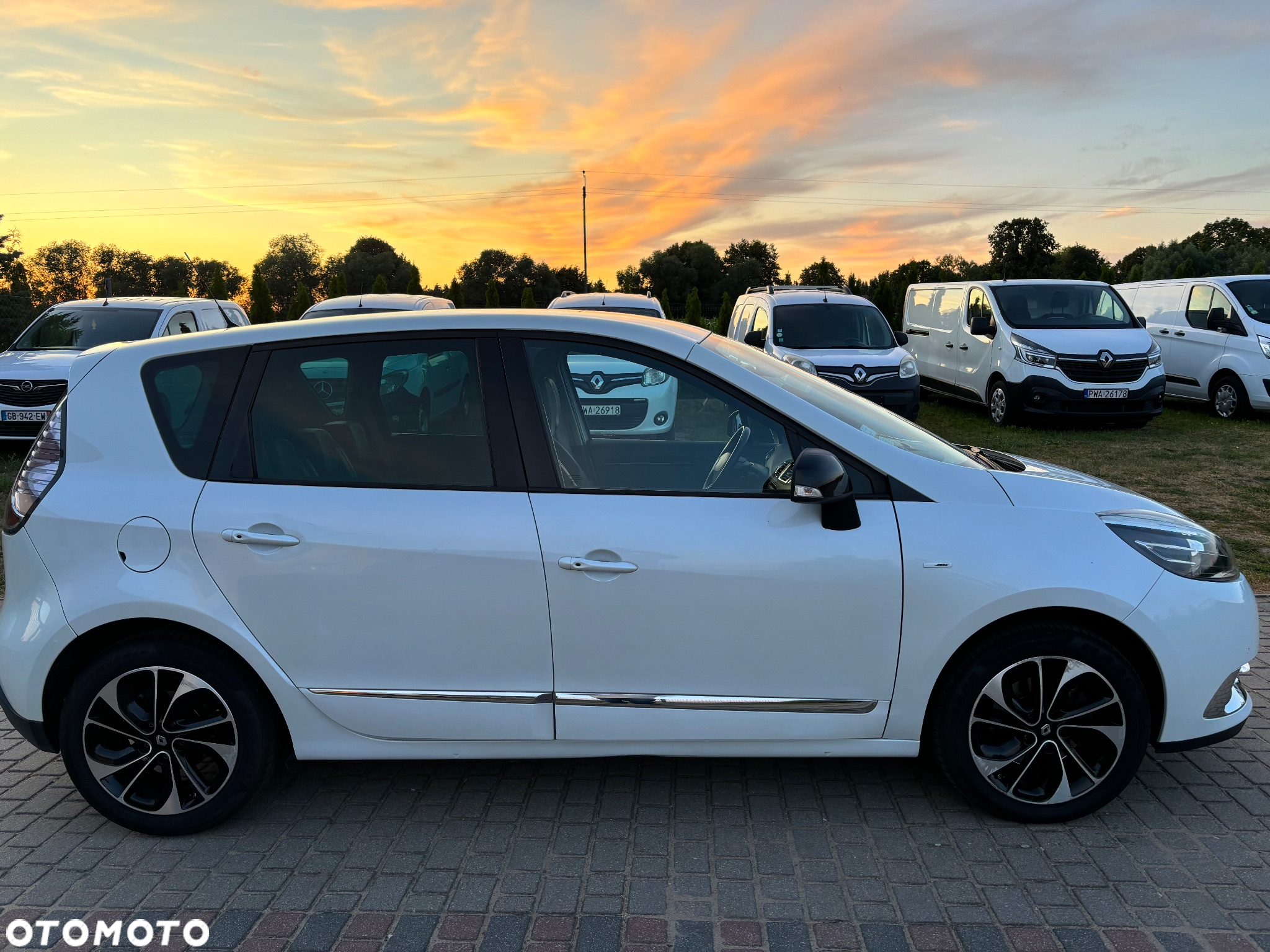 Renault Scenic 1.5 dCi Bose EDition EDC - 2