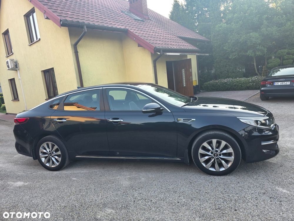 Kia Optima 1.7 CRDI L DCT - 8
