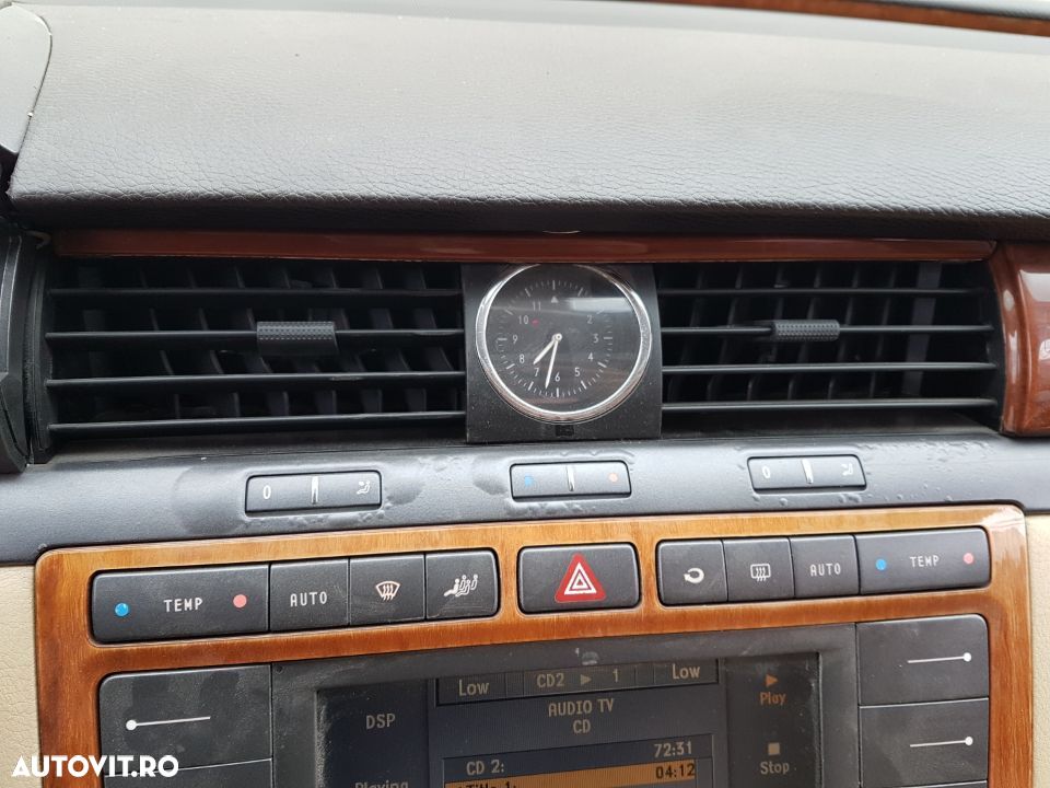 Gura / Grila / Grile Ventilatie Bord Centrala VW Phaeton 2002 - 2010 - 2