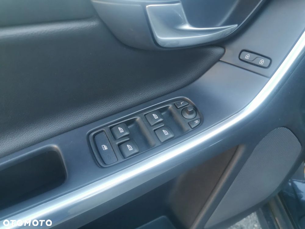 Volvo XC 60 D4 Summum - 13