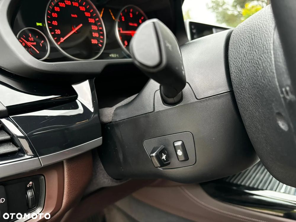 BMW X5 sDrive25d Sport-Aut - 7