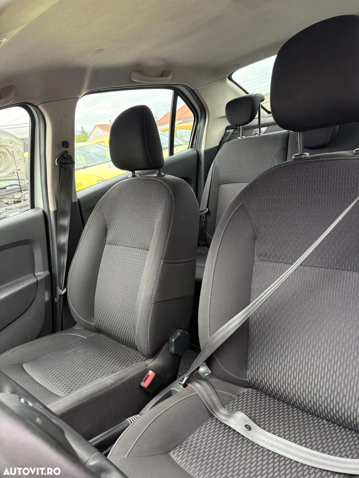 Dacia Logan 1.0 SCe SL PLUS - 3