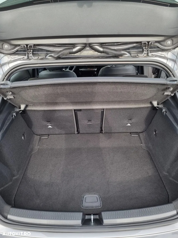 Mercedes-Benz A - 14
