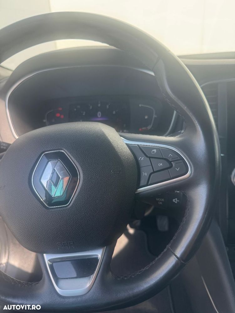 Renault Megane - 19