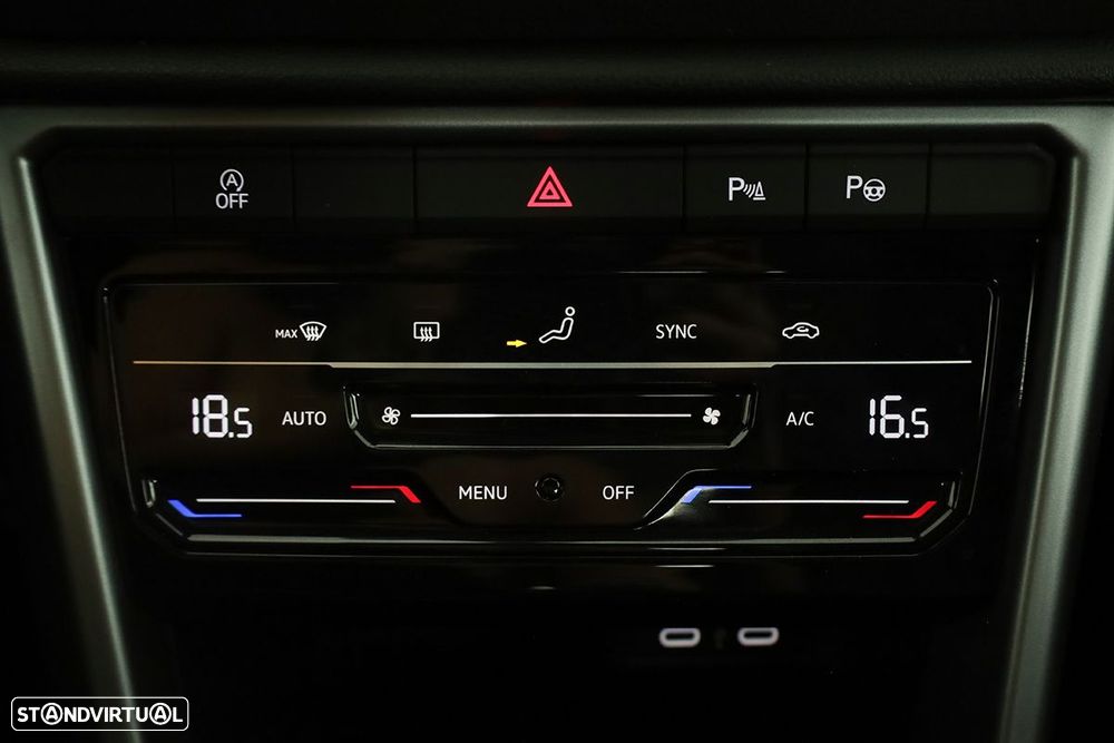 VW T-Roc 1.0 TSI Life - 12