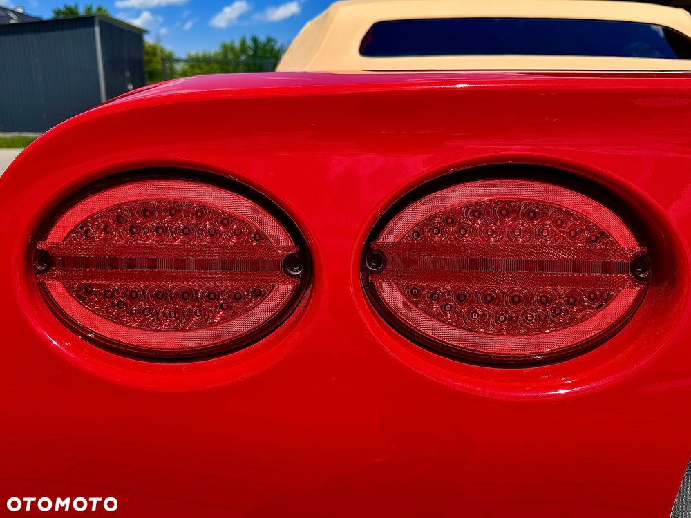 Chevrolet Corvette Convertible 5.7 - 21
