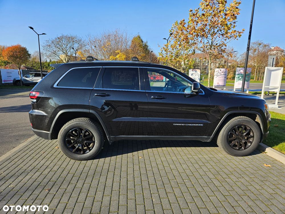 Jeep Grand Cherokee - 30