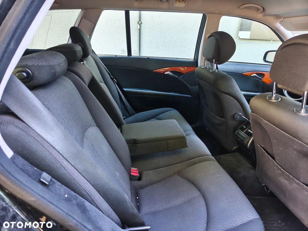 Mercedes-Benz Klasa E - 21