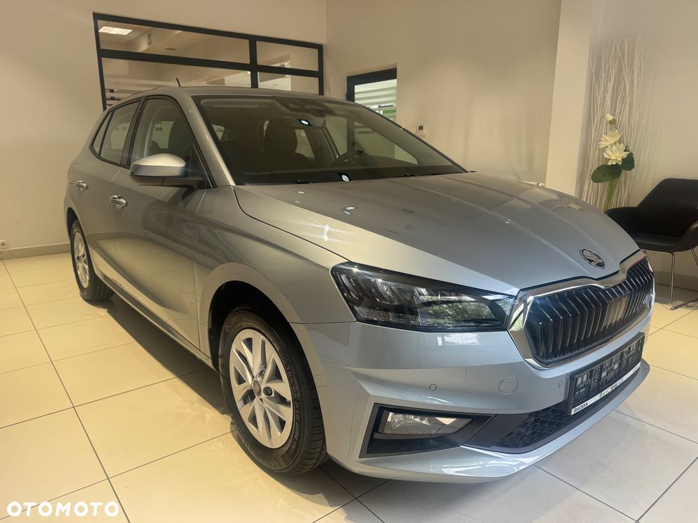 Skoda Fabia 1.0 TSI Drive - 2