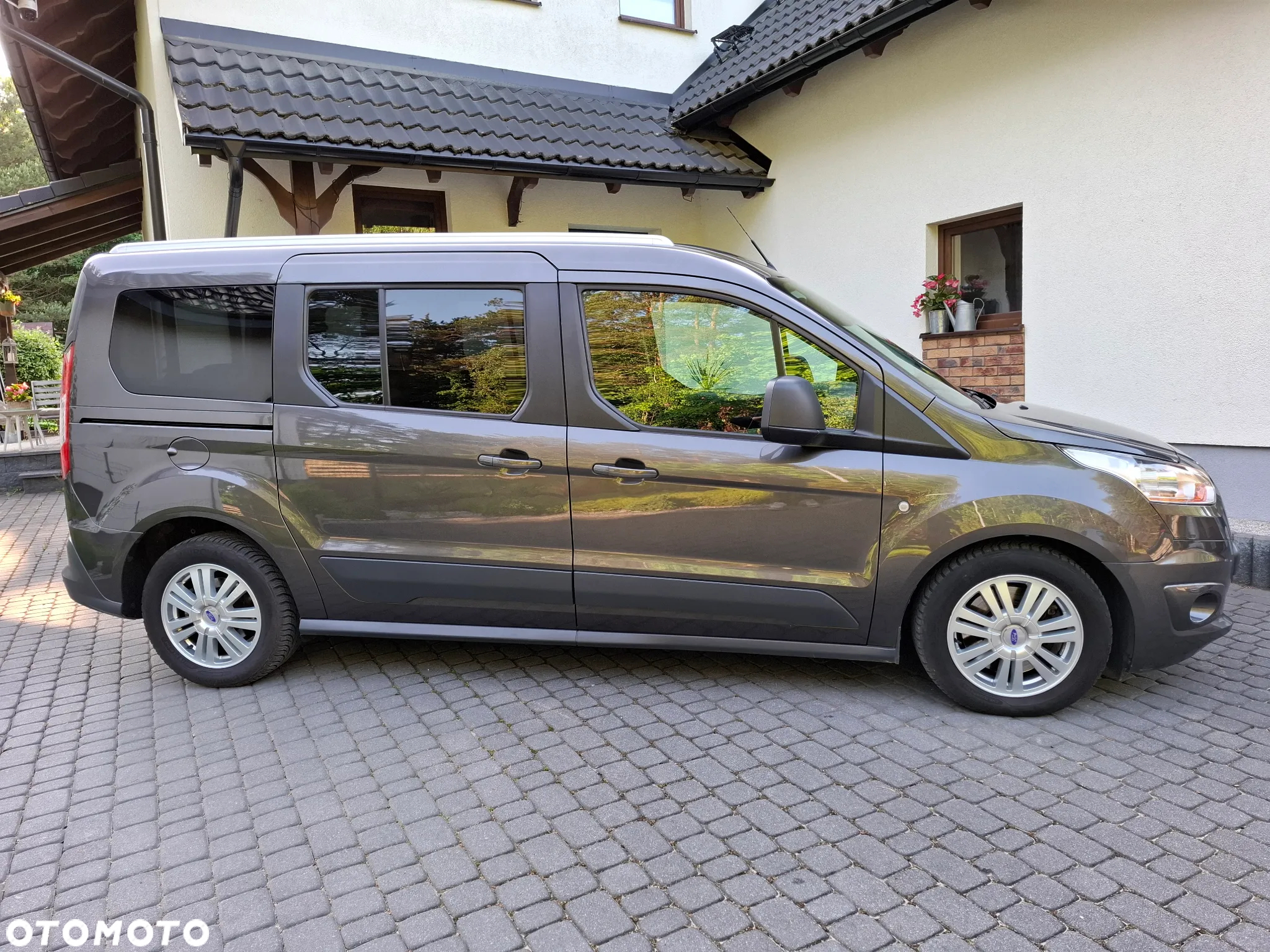 Ford Tourneo Connect Grand 1.6 TDCi Ambiente - 30