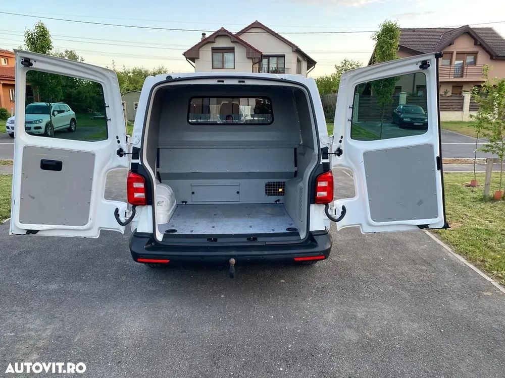 Volkswagen Transporter - 5