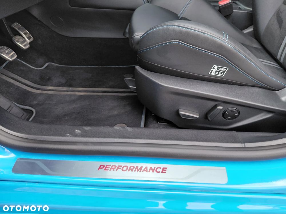 Ford Focus 2.3 EcoBoost ST X Edition - 17