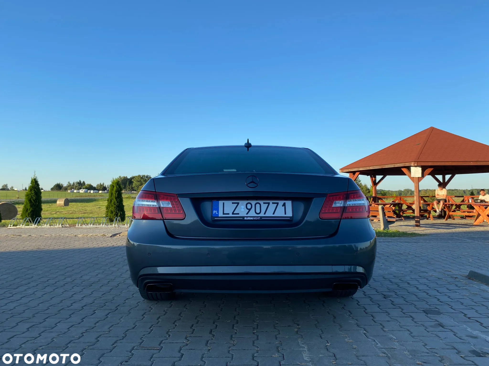 Mercedes-Benz Klasa E 350 CDI BlueEff Avantgarde - 5