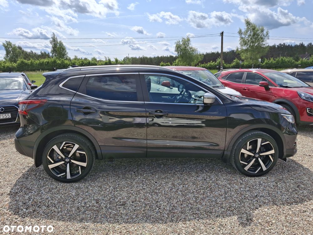 Nissan Qashqai 1.2 DIG-T TEKNA+ - 11