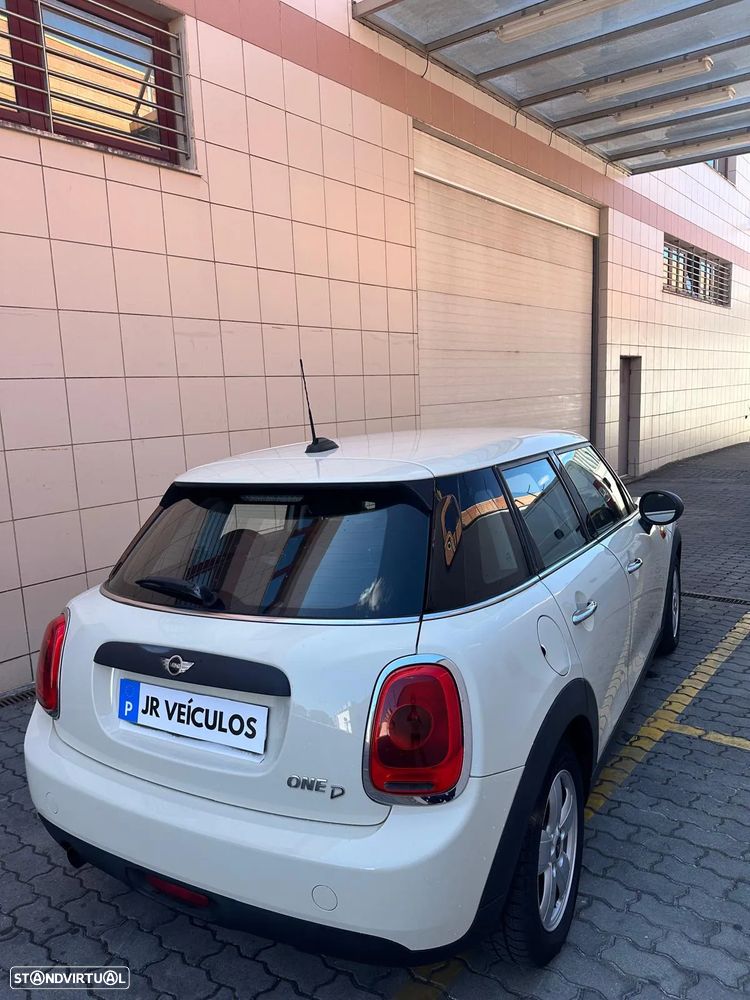 MINI 5 Portas One D