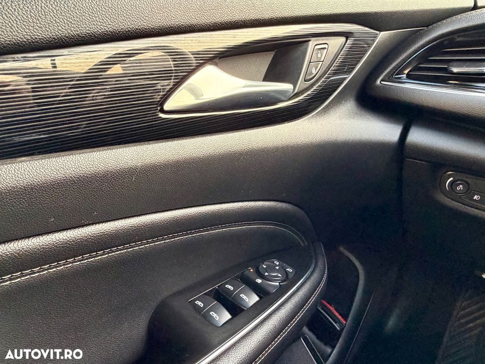 Opel Insignia 1.5 Direct InjectionTurbo Aut Dynamic - 19