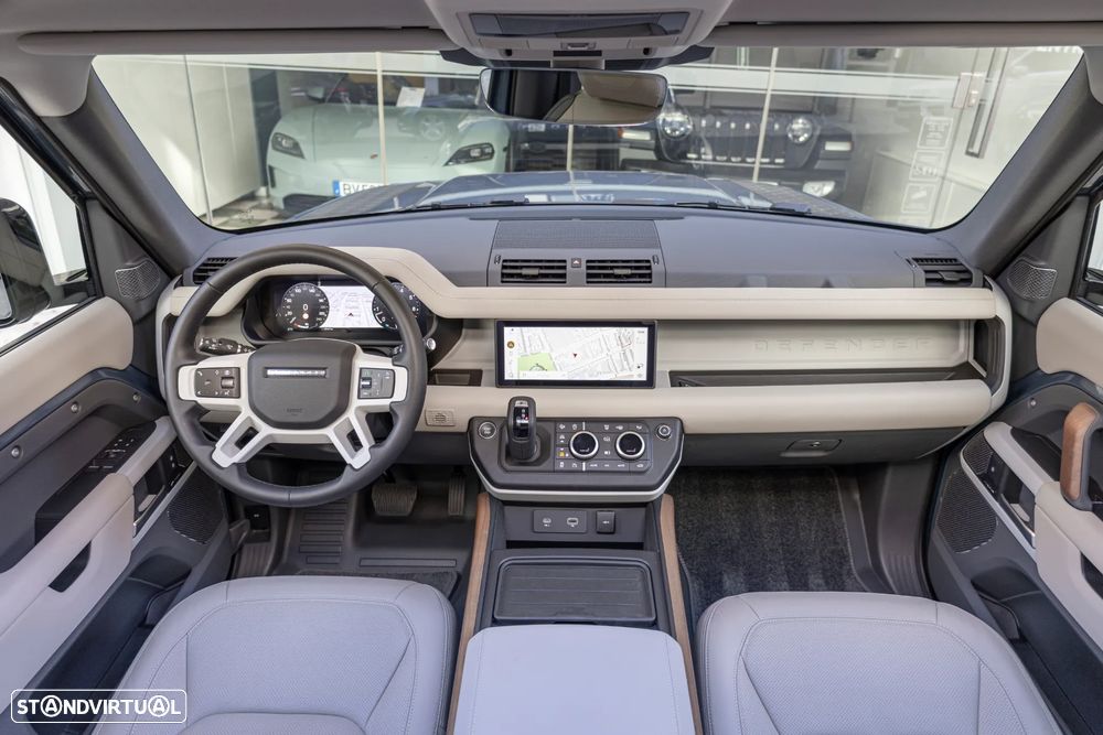 Land Rover Defender 3.0 I6 90 AWD SE - 14