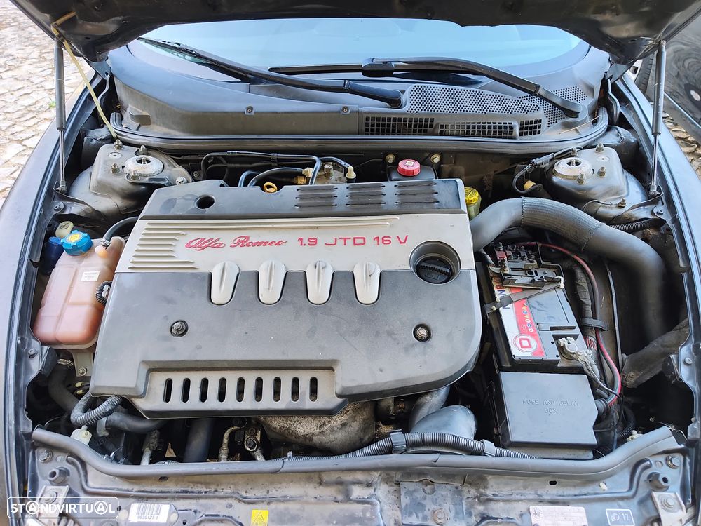Alfa Romeo 147 1.9 JTD 16V Progression - 18
