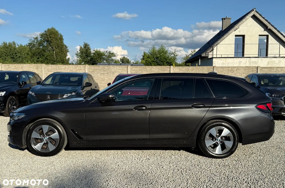 BMW Seria 5 520d Luxury Line - 8