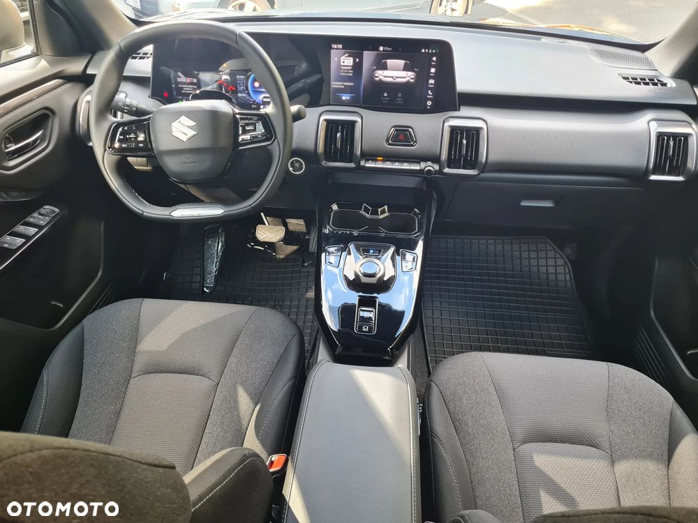 Suzuki e VITARA - 16