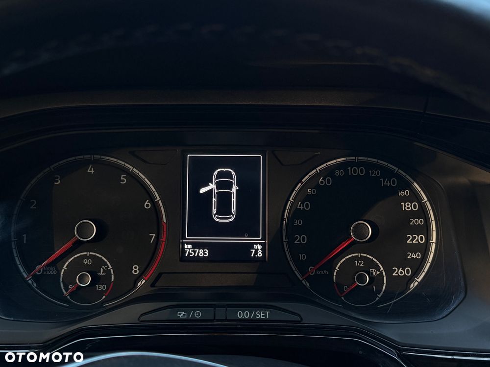 Volkswagen Polo 1.0 Comfortline - 13