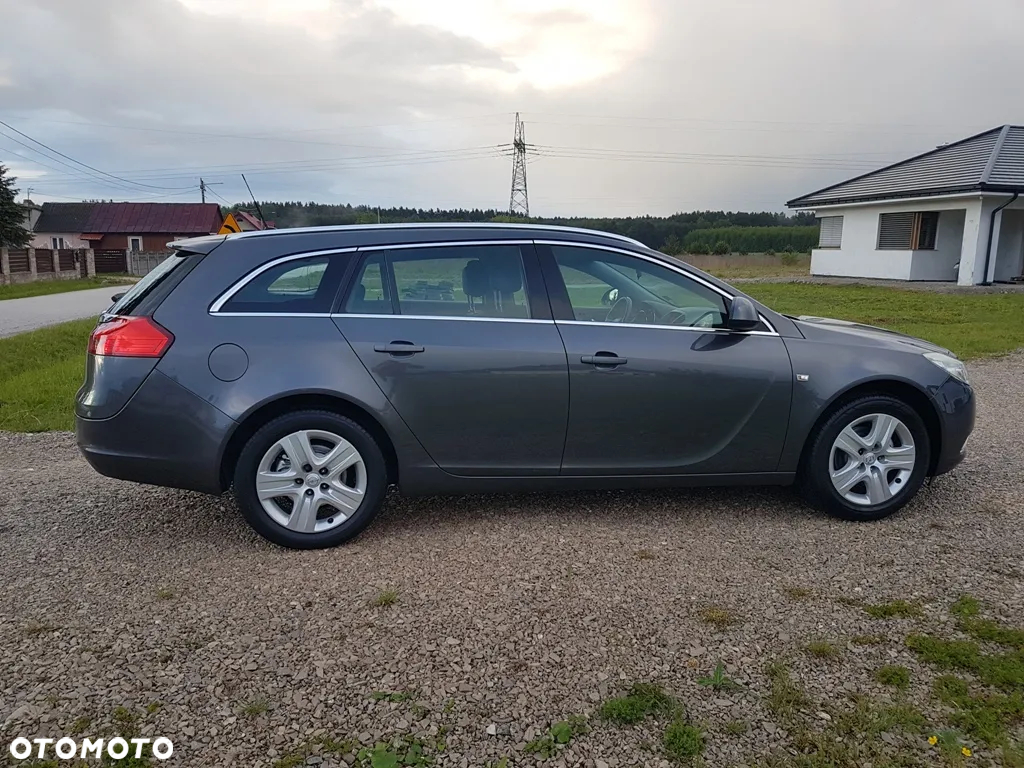 Opel Insignia 1.8 Sports Tourer - 4