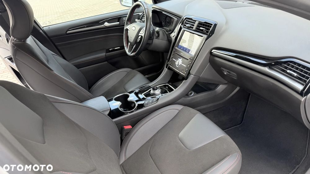 Ford Mondeo 2.0 EcoBlue ST-Line - 24
