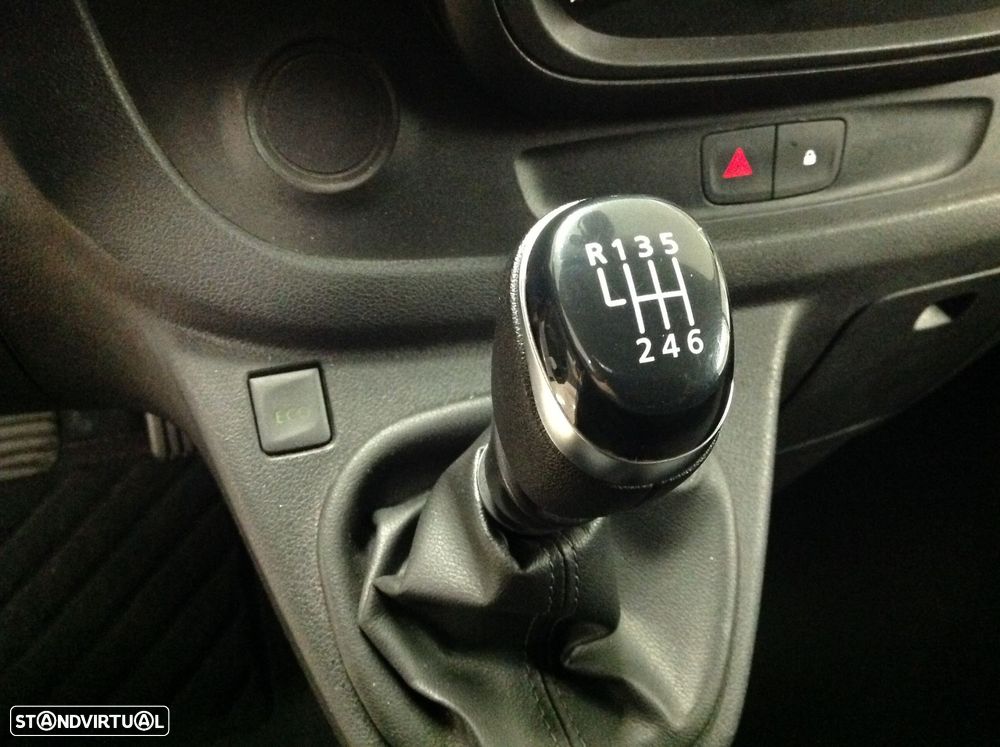 Renault Trafic 2.0 dCi L1H1 1.0T Luxe SS - 25