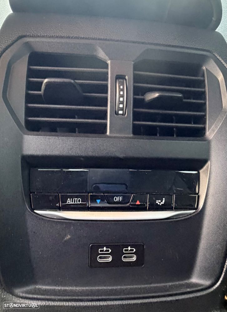 BMW i4 - 26