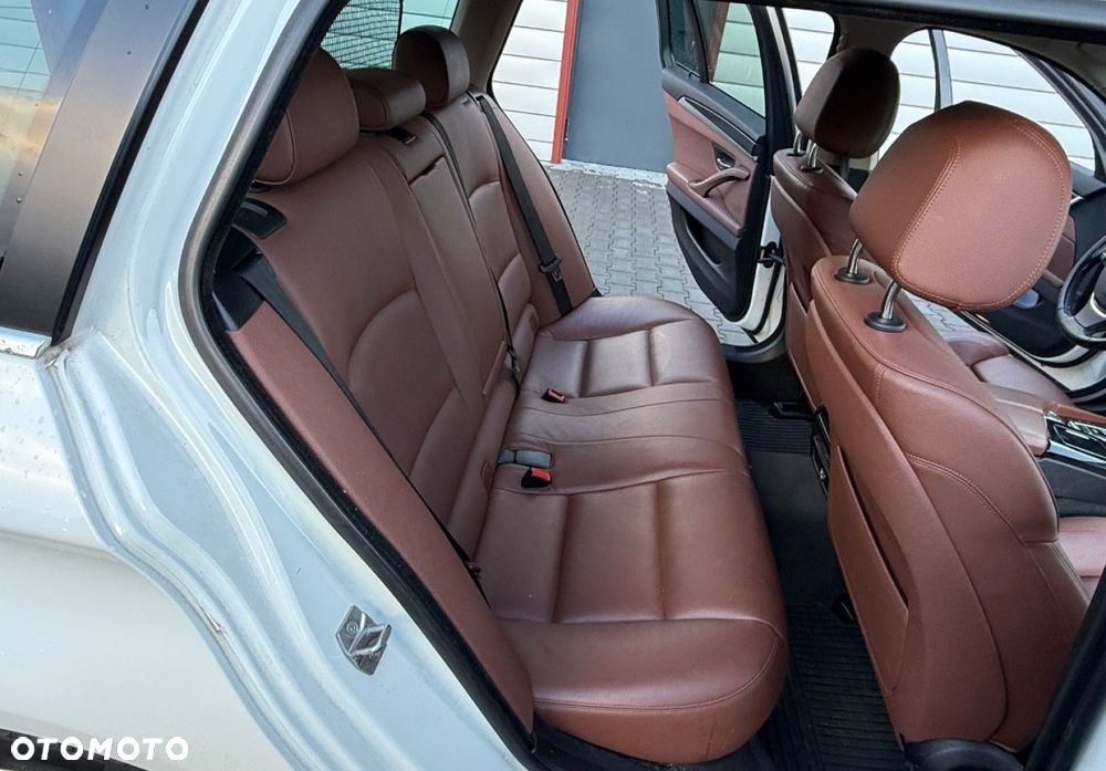BMW Seria 5 - 15