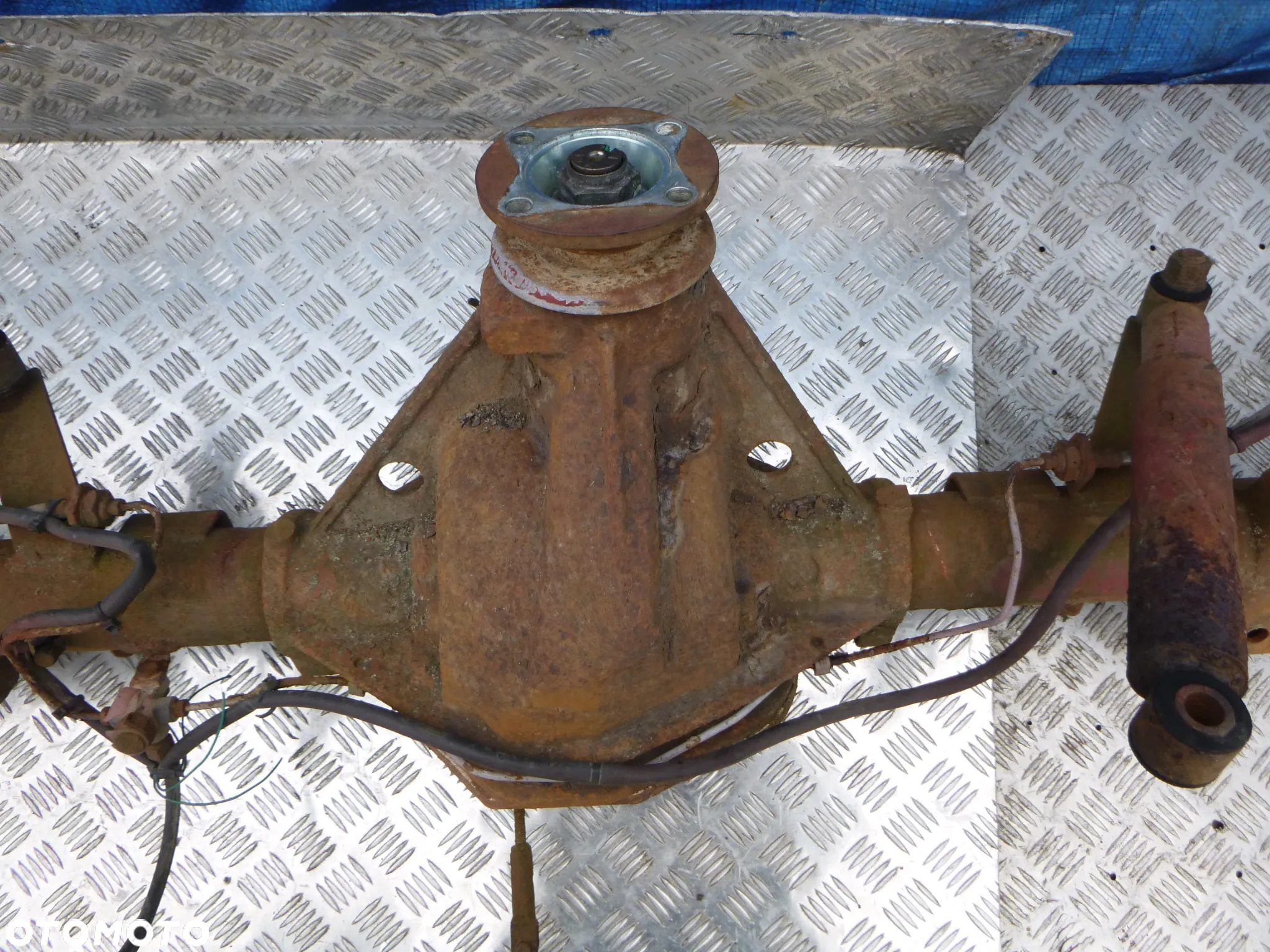 MOST TYLNY DYFER IVECO DAILY 2,5 TD  35C 50C  1996-2006  "16" BLIŹNIAK - 4