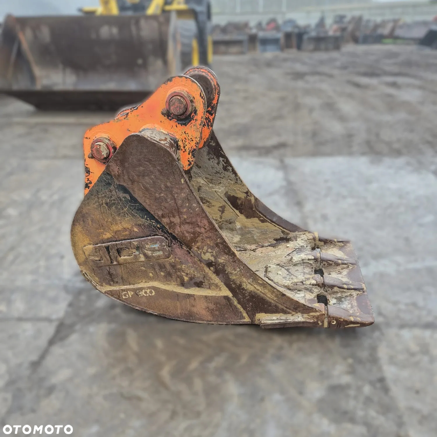 Łyżka używana 90cm JS220 fi80mm ORYGINAŁ JCB nr.6690 - 6