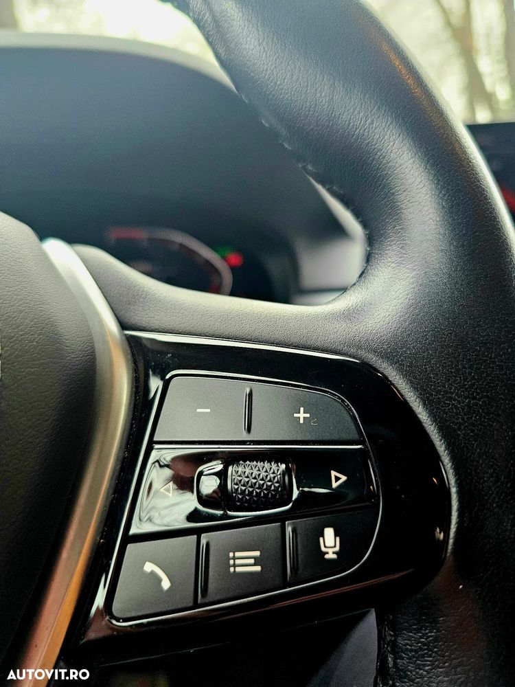 BMW Seria 5 520d xDrive AT MHEV - 15