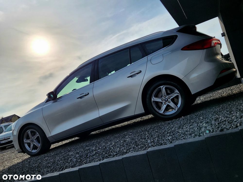 Ford Focus 1.5 TDCi DPF Start-Stopp-System Titanium - 5
