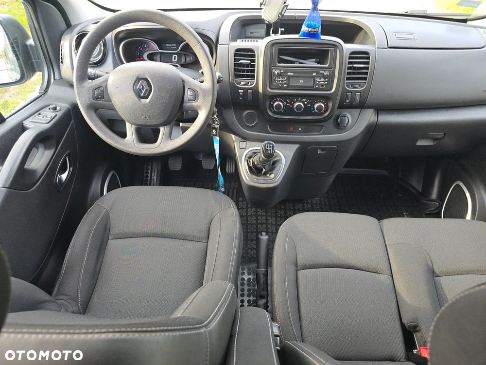 Renault Trafic - 19