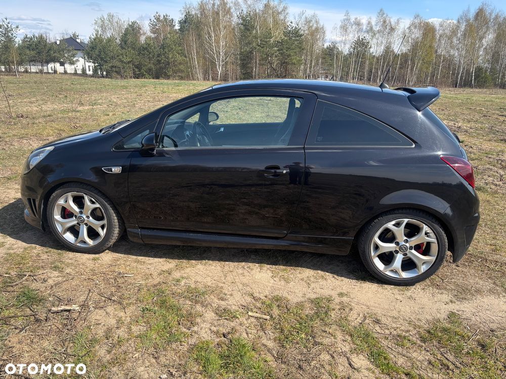 Opel Corsa 1.6 Turbo OPC - 10